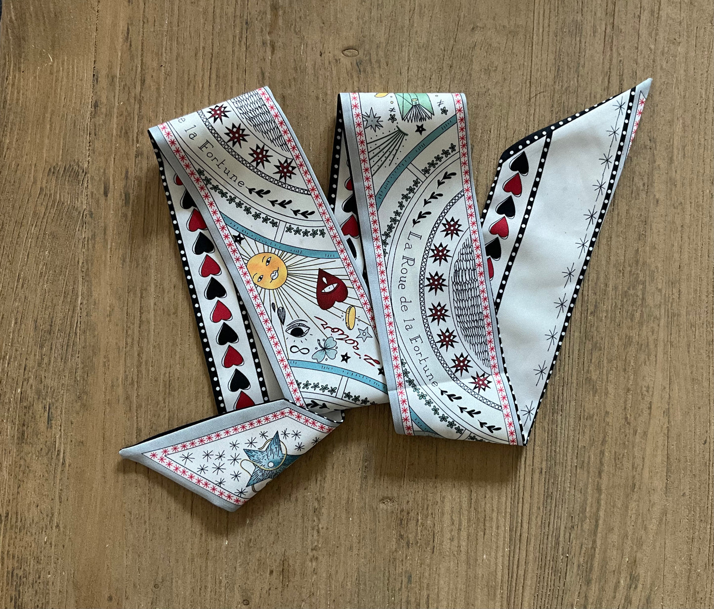 Le Monde Scarf