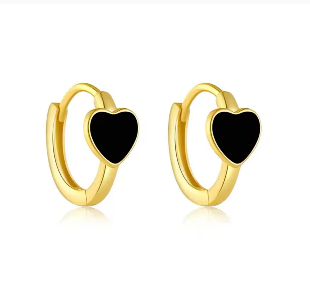 Petite Heart Huggies Black