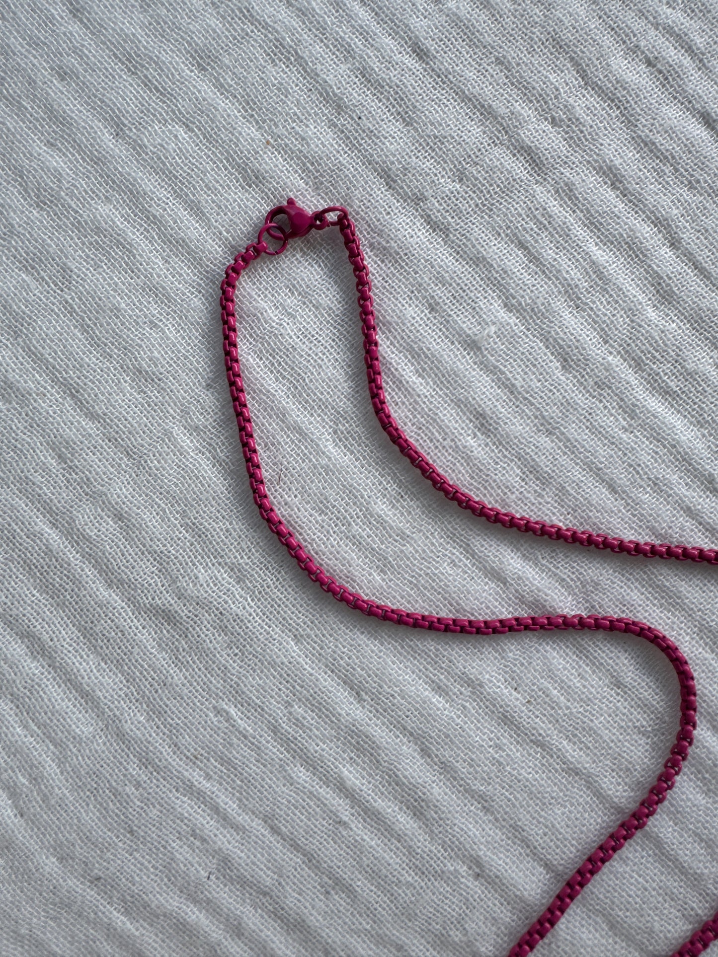 Colored Box Chain