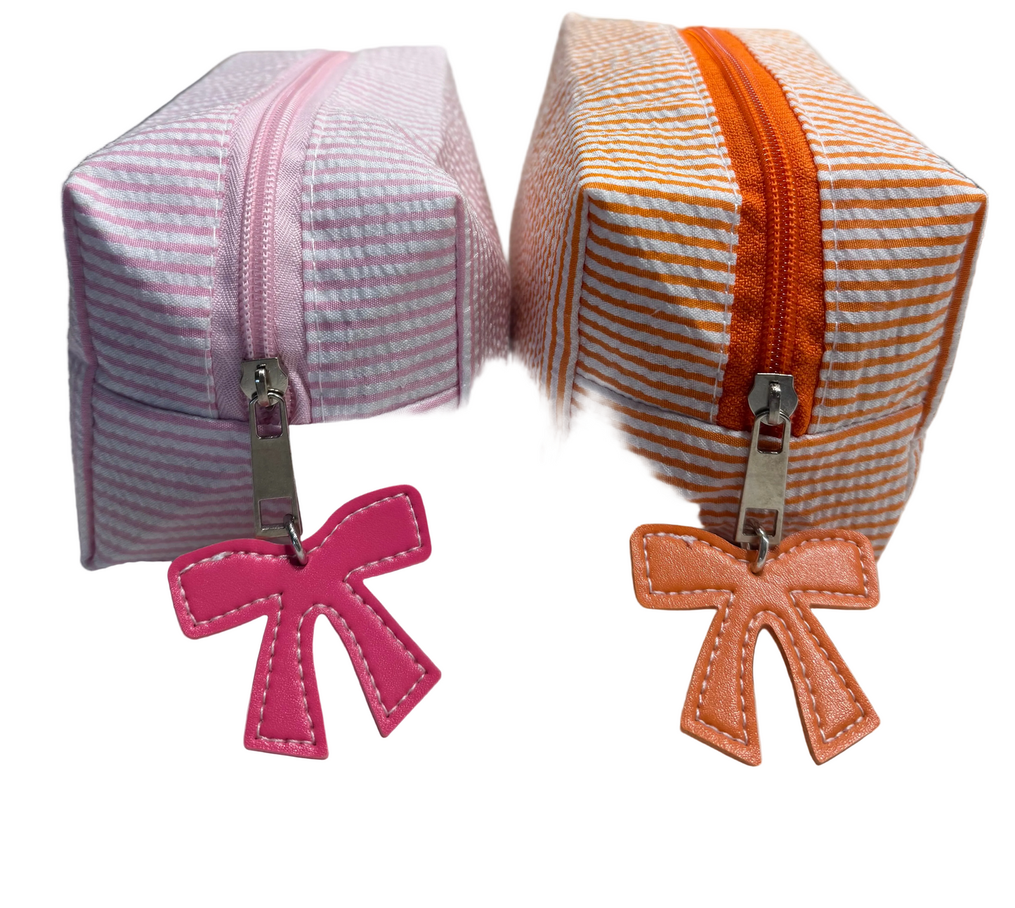 Small Seersucker Bag with Leather Bow Zipper Pull