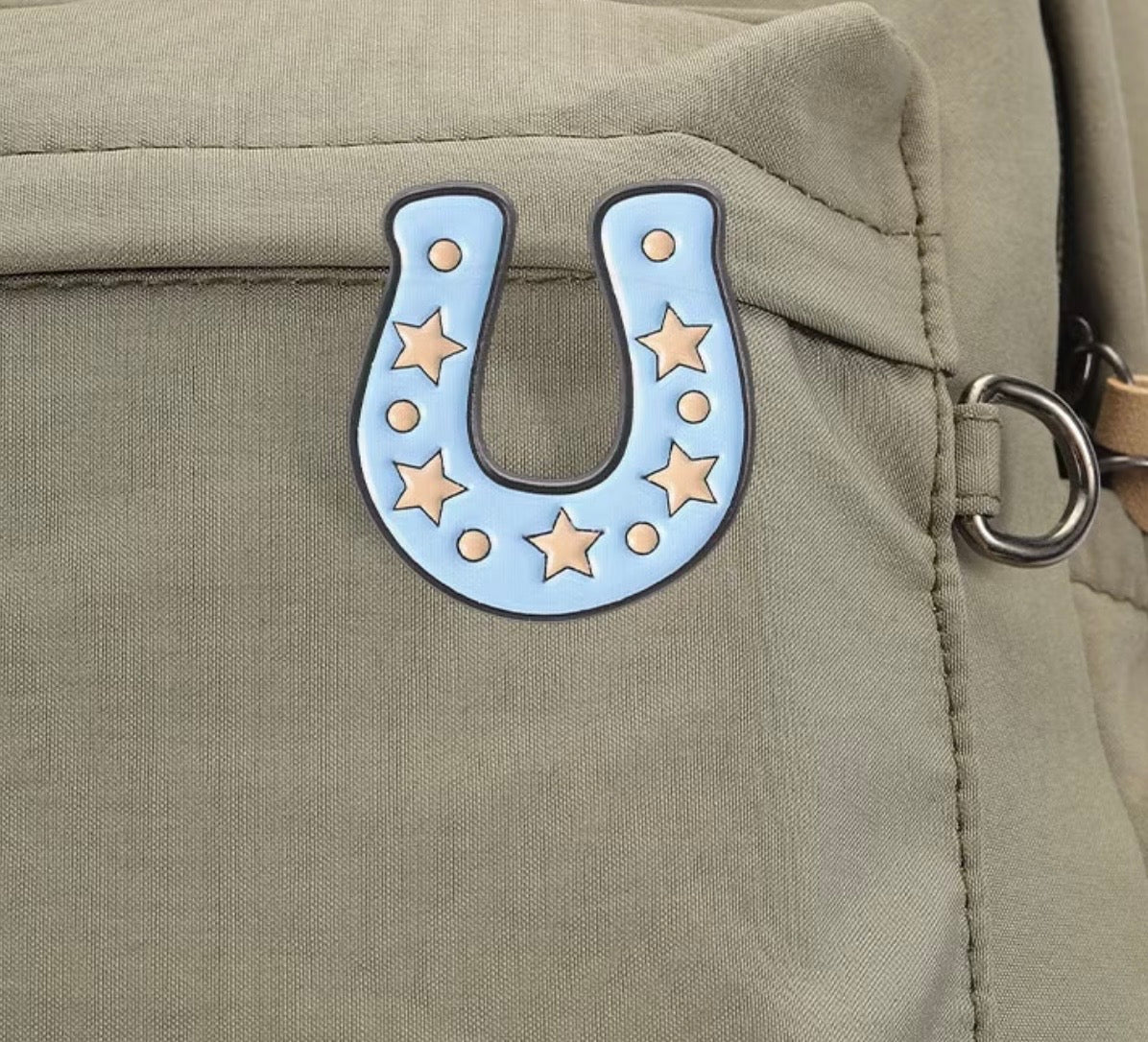 Pastel Horse Shoe Pins