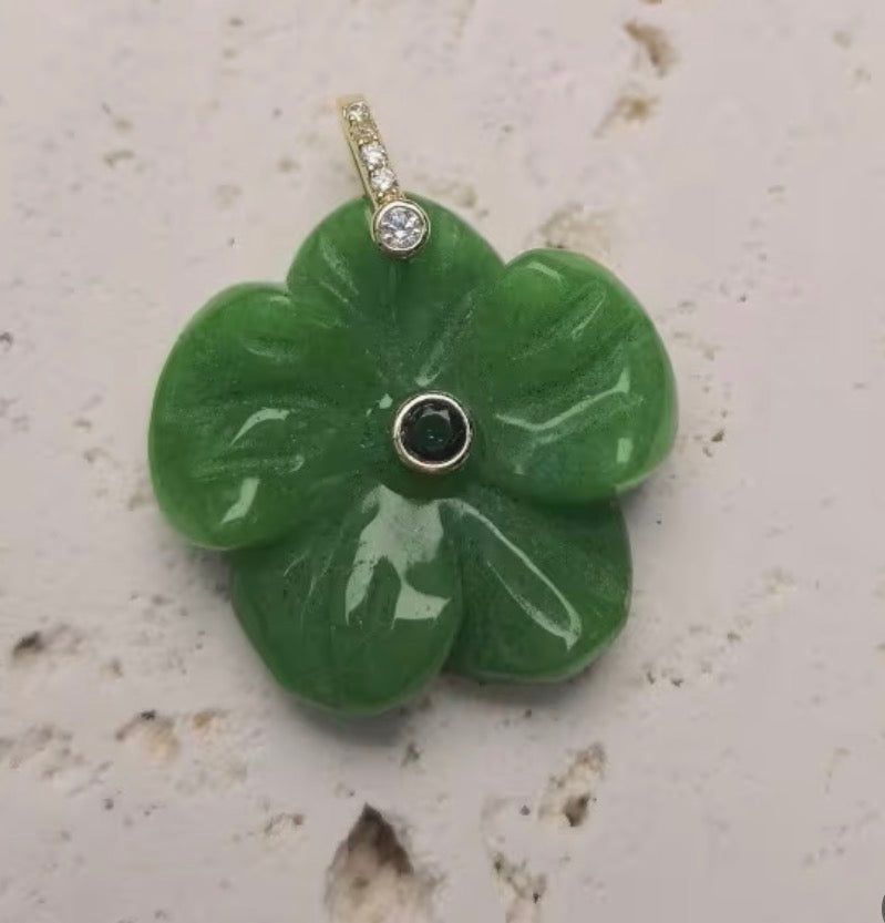 Small Gemstone Flower Pendant