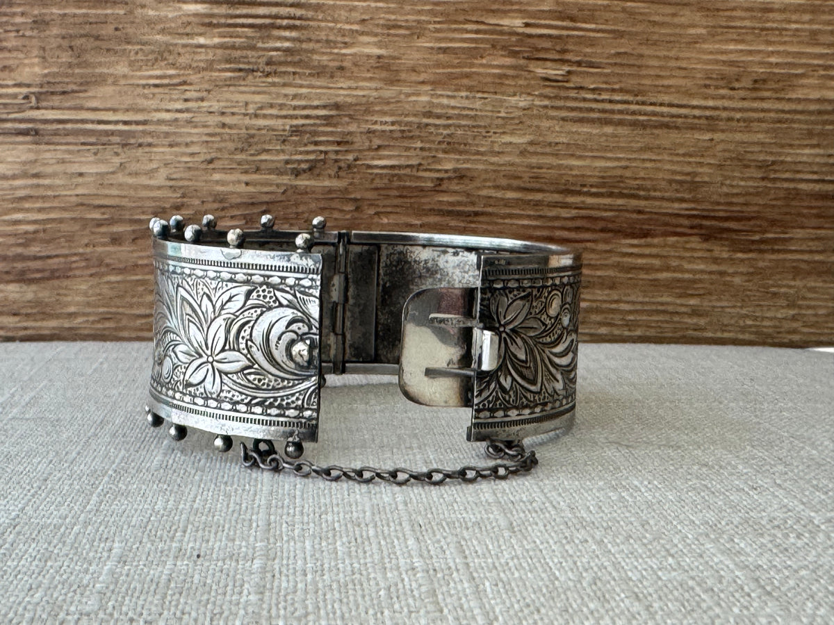 Silver Bangle Bracelet with Cannonball Edge