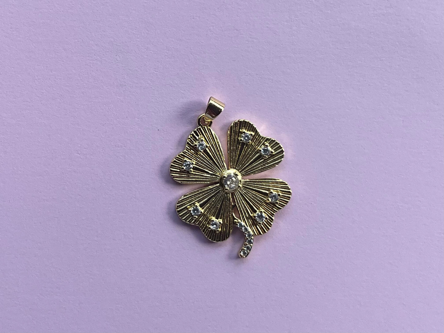 Large Gold Fluted Clover