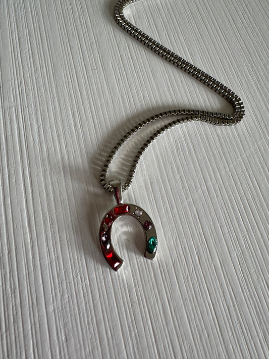 Silver Horse Shoe Necklace