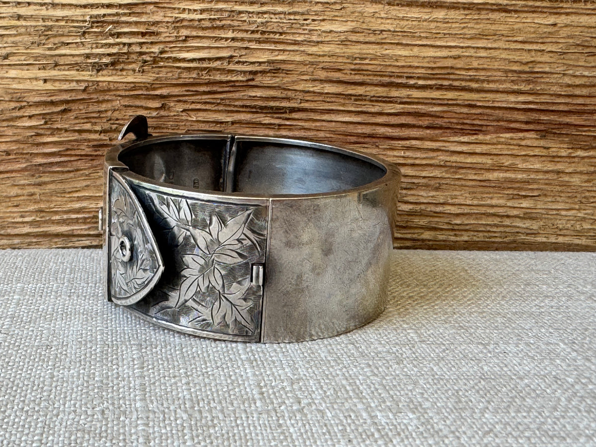 Vintage Sterling Silver Buckle Bangle Bracelet