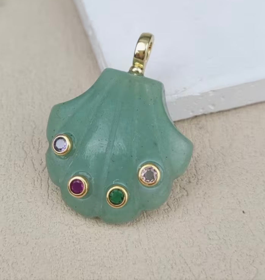 Gemstone Sparkle Shell